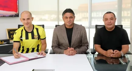 Aliağaspor FK, Muhammed Raşit Şahingöz'ü kadrosuna kattı