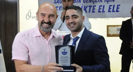 Tunç Soyer gençlerle bir araya geldi