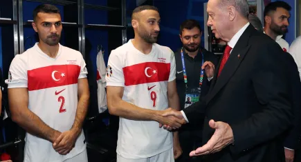 Cumhurbaşkanı Erdoğan millileri tebrik etti