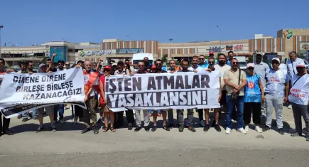 İzmir’de işten atılan işçiler tek yumruk oldu