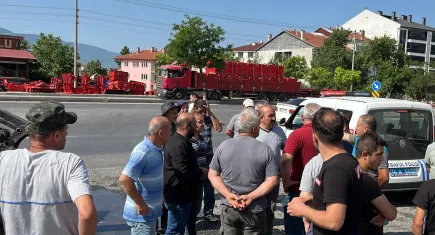Bolu'da esnaf ayaklandı: Yol kapatılırsa sanayi büyük derecede etkilenecek