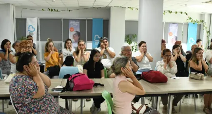 Aromatik yağlar ile nefes tekniklerini öğrendiler
