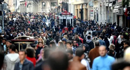 TÜİK'e göre Türkiye nüfusu dünya ortalamasının üzerinde