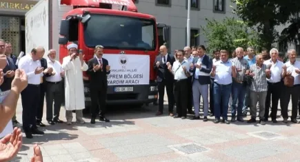 Kırklareli'nden deprem bölgesine kavurma ve gıda malzemesi gönderildi