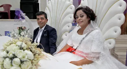 Babasının böbreğiyle hayata tutunan adam eşiyle birlikte kazada öldü