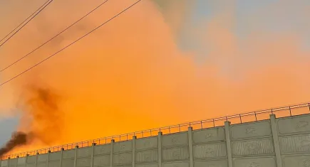 Vali Canbolat, kağıt fabrikasındaki yangının son durumuna ilişkin açıklama yaptı