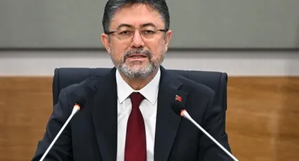 Bakan Yumaklı İzmir'deki orman yangını ile ilgili açıklama yaptı