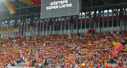 Göztepeli taraftarlardan yönetime tepki