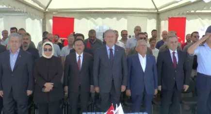 Hulusi Akar: “85 milyonun birliğini takip edeceğiz ve her türlü şer odağına karşı mücadelemizi sürdüreceğiz”