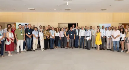 Dünyanın ünlü ekonomistleri İzmir’de buluştu