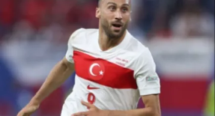 İmzayı attı: Censk Tosun resmen Fenerbahçe’de