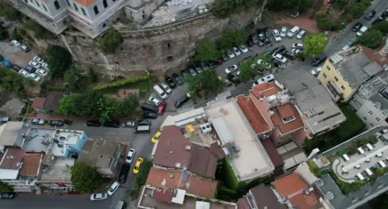 1800 yıllık tarihi hipodrom duvarı havadan böyle fotoğraflandı