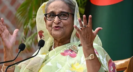 Bangladeş Başbakanı Hasina: Durum düzeldiğinde sokağa çıkma yasağını kaldıracağız