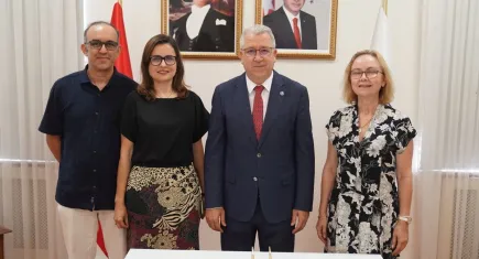 Egeli bilim insanına uluslararası destek