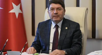 Bakan Tunç: “Peygamberimiz hakkında hakarette bulunan şüpheli tutuklandı”