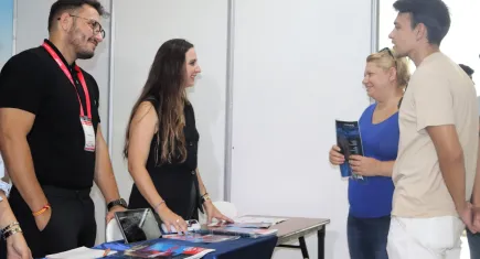 Girne Amerikan Üniversitesi öğrencilerini bekliyor