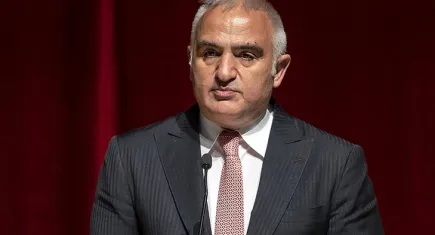 Kültür ve Turizm Bakanı Ersoy: Hatay’ın ana vatana katılışının 85’inci yıl dönümünü arşivimizden şehrimize özel tarihi görüntülerle kutluyoruz