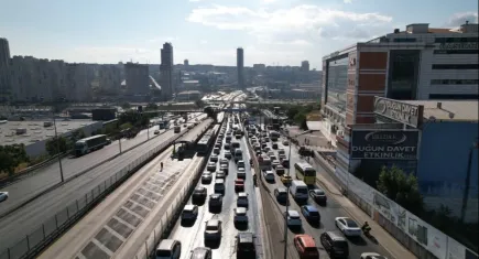 İstanbul Beylikdüzü'nde kaza: Çok sayıda yaralı var