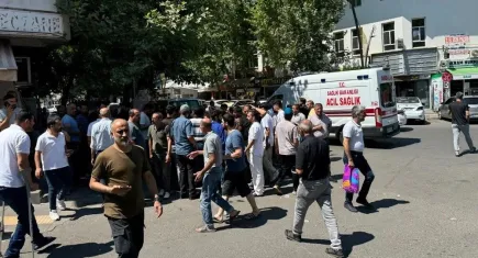 Bingöl'de bir şahıs etrafa bıçakla saldırdı: 2 ölü, 7 yaralı