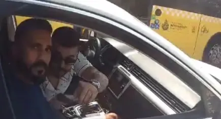 Trafikte tartıştığı motosiklet sürücüsüne silah çekti
