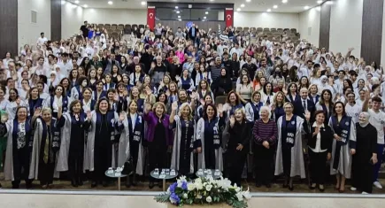 Ege Hemşirelik yeni öğrencilerini bekliyor