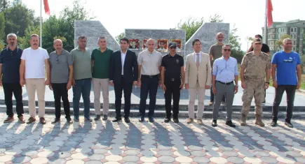 Hatay’da teröristlerin saldırısında şehit olan polis memurları anıldı
