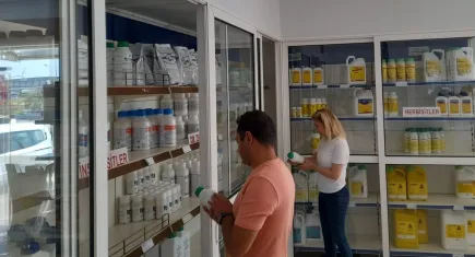 Söke'de zirai ilaç bayilerine denetim