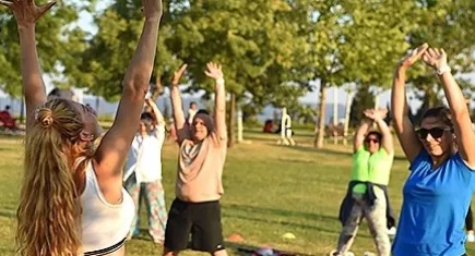 Gaziemir Belediyesi’nden açık hava spor etkinlikleri devam ediyor