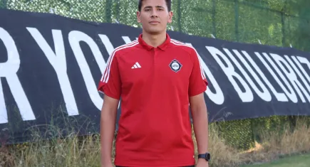 Futbolu bıraktığı Altay'a, antrenör olarak geri döndü