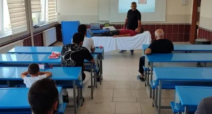 Simav'da "Lumbar Bölge Tedavisi" konulu workshop çalışması