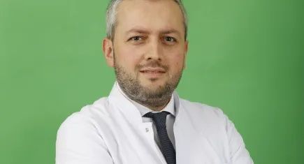 Yaz aylarında  deniz ve havuz aktivitelerininden dolayı dış kulak enfeksiyonunun artıyor