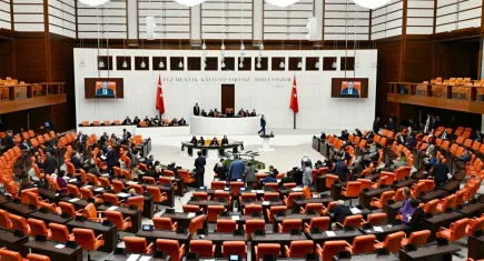 Numan Kurtulmuş TBMM'yi olağanüstü toplantıya çağırdı