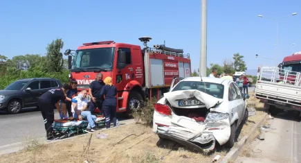 Manisa’da zincirleme kaza: İki otomobil, tır ve açık kasa kamyonet birbirine girdi