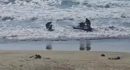 Hatay'da denizde boğulma tehlikesi geçirenlerden kötü haber