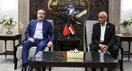 Bakan Fidan, Kuzey Sina Valisi Tümgeneral Megawer ile bir araya geldi