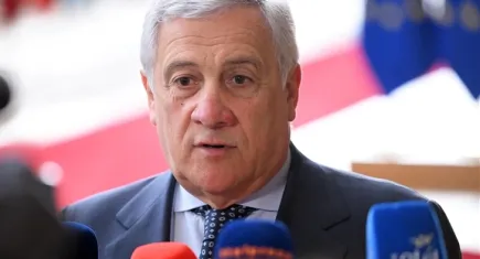 İtalya, vatandaşlarına Lübnan'ı terk etmeleri çağrısında bulundu