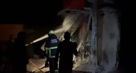 Bursa'da yangını söndürmeye çalışan itfaiye ekiplerine saldırı