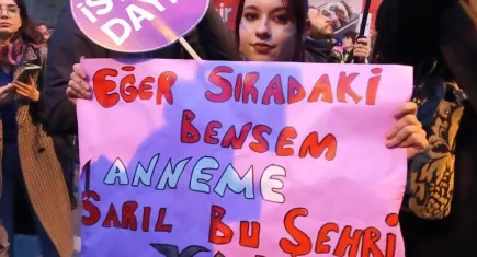 Şiddet boyut değiştirerek sürmeye devam ediyor… Temmuz ayında kaç kadın öldürüldü?