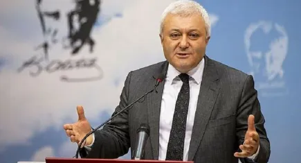 İzmir milletvekili Instagram için meclise çağrı yaptı