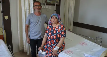 Mesaneden çıkan dev taşa doktorlar bile inanamadı