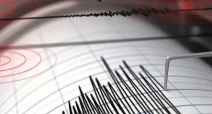Tatil beldesi Antalya'da deprem!