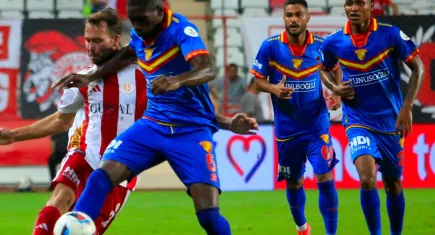 Göztepe, yeni sezona 1 puanla başladı