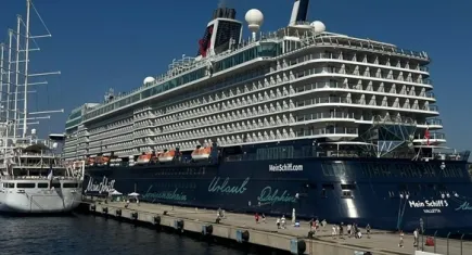 Bodrum'a 3 bin turist birden geldi!