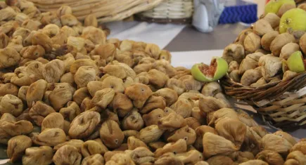 Kilosu 700 liradan satılıyor