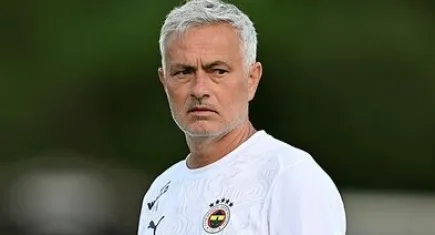 Mourinho: Şampiyonlar Ligi'ni kazanamazdık, Avrupa Ligi'nde başarıyı hedefliyoruz