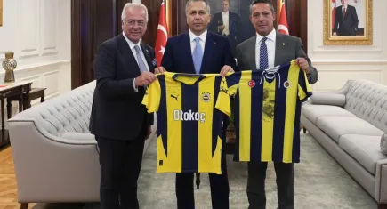 Bakan Yerlikaya, Fenerbahçe Spor Kulübü Başkanı Ali Koç’u kabul etti