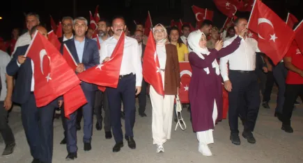 Malazgirt Zaferi'nin 953. yıl dönümünde fener alayı düzenlendi