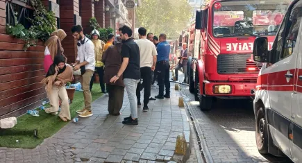 İstanbul'da otel yangını: Vatandaş mahsur kaldı