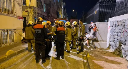 İstanbul'da çöken binada genç kız bir alt kata düştü