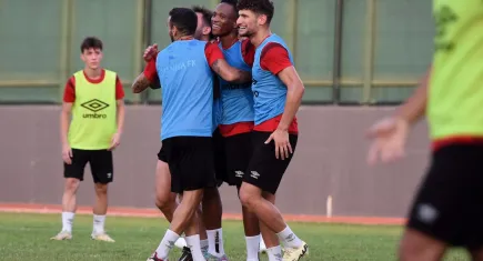 Mucize takım Manisa FK: Forma sponsoru yok, hedef var!